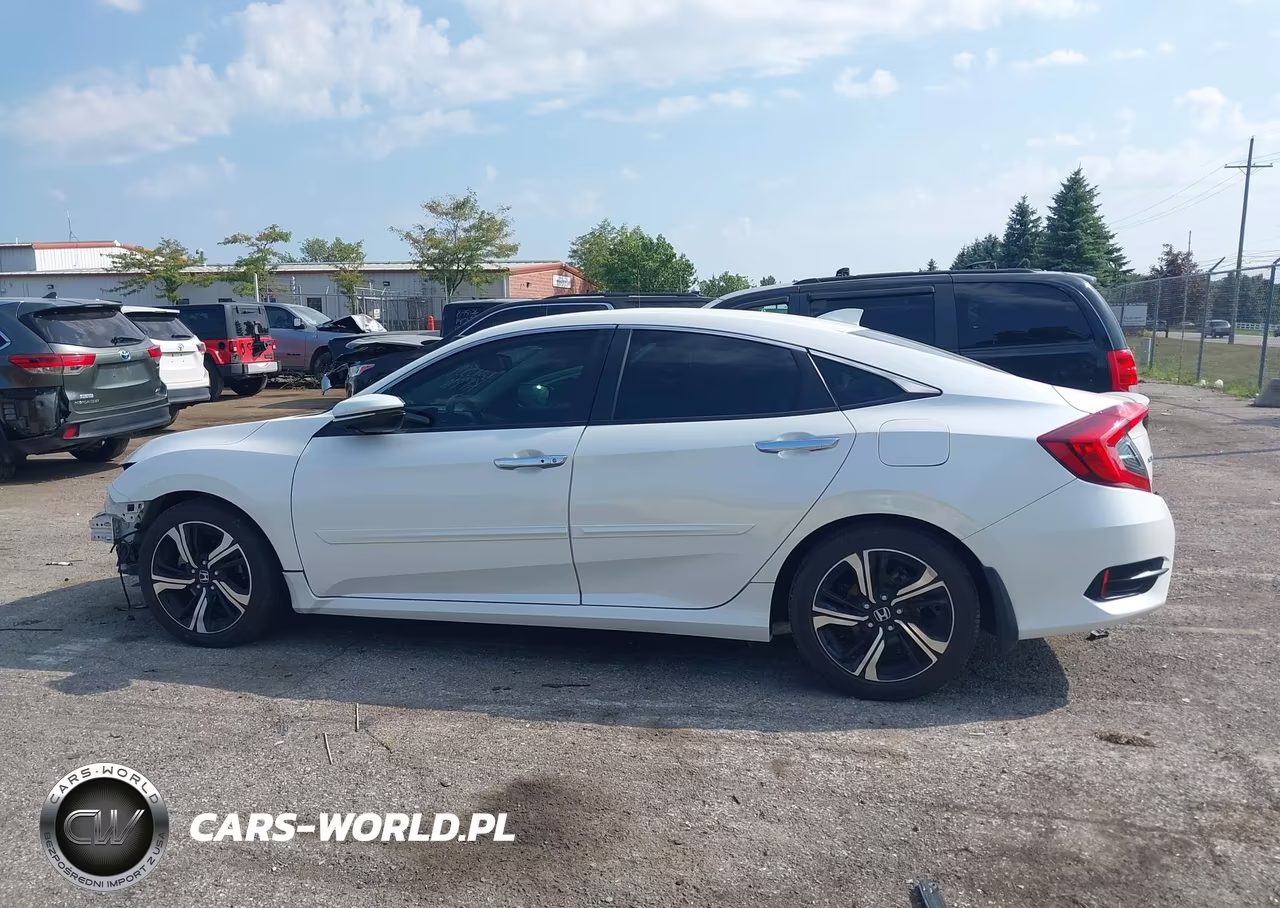 2016 Honda Civic Touring VIN:19XFC1F92GE037176 - 14