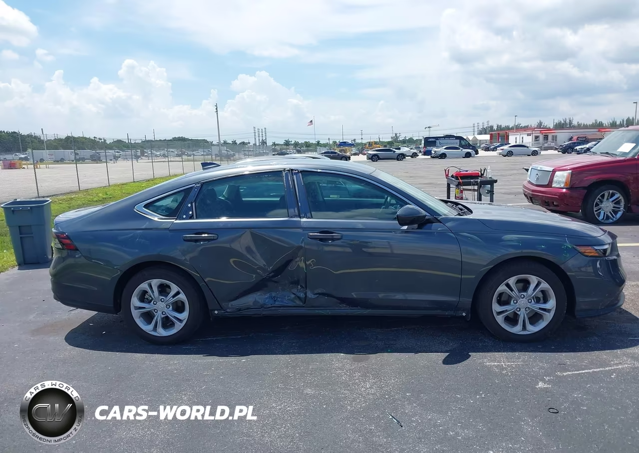 2025 Honda Accord Lx VIN:1HGCY1F22SA006126 - 14