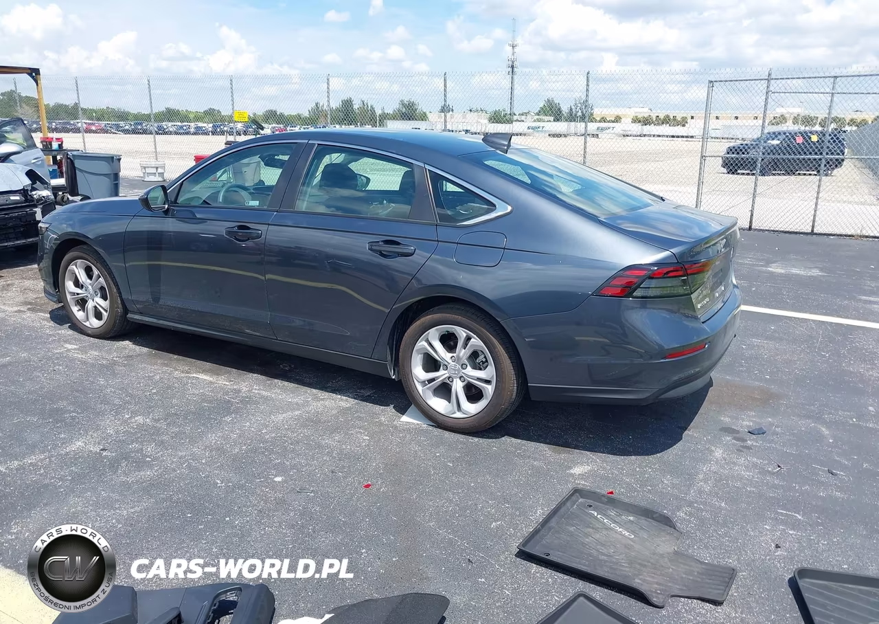 2025 Honda Accord Lx VIN:1HGCY1F22SA006126 - 3