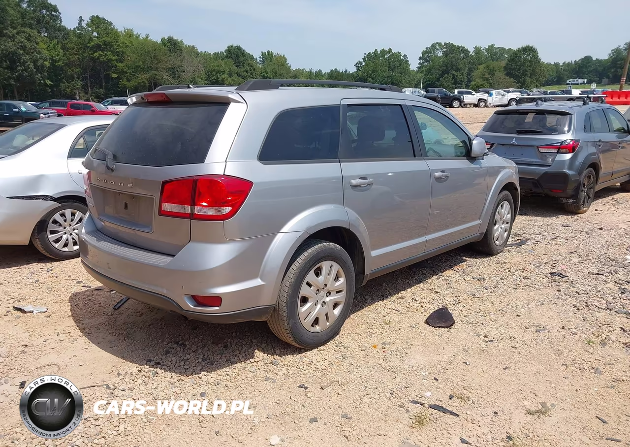 2019 Dodge Journey Se VIN:3C4PDCBB7KT852371 - 4