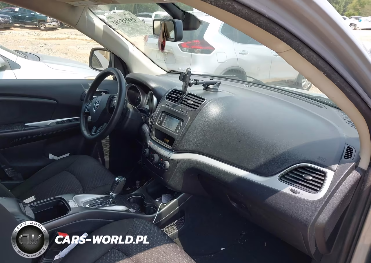2019 Dodge Journey Se VIN:3C4PDCBB7KT852371 - 5