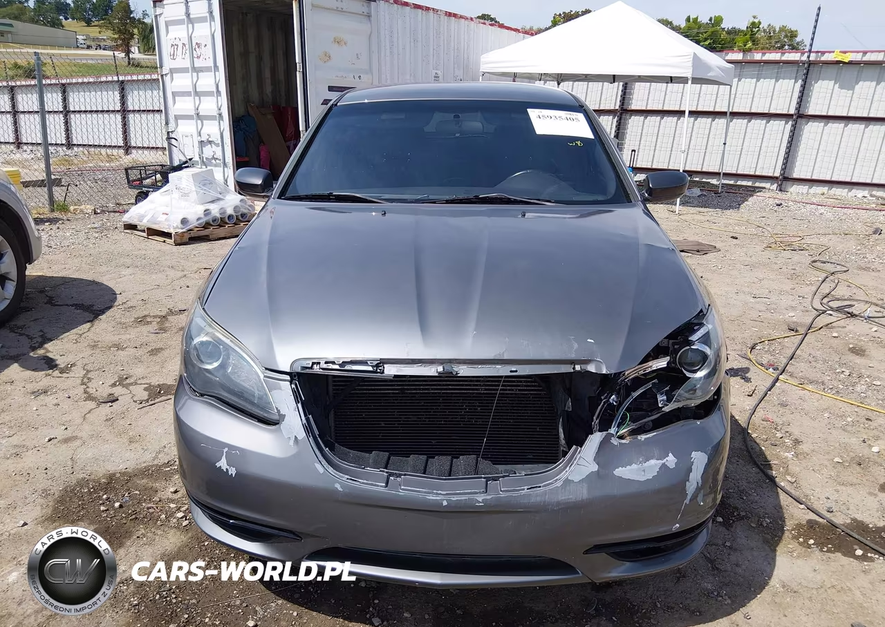2014 Chrysler 200 Touring VIN:1C3CCBBBXEN197725 - 12