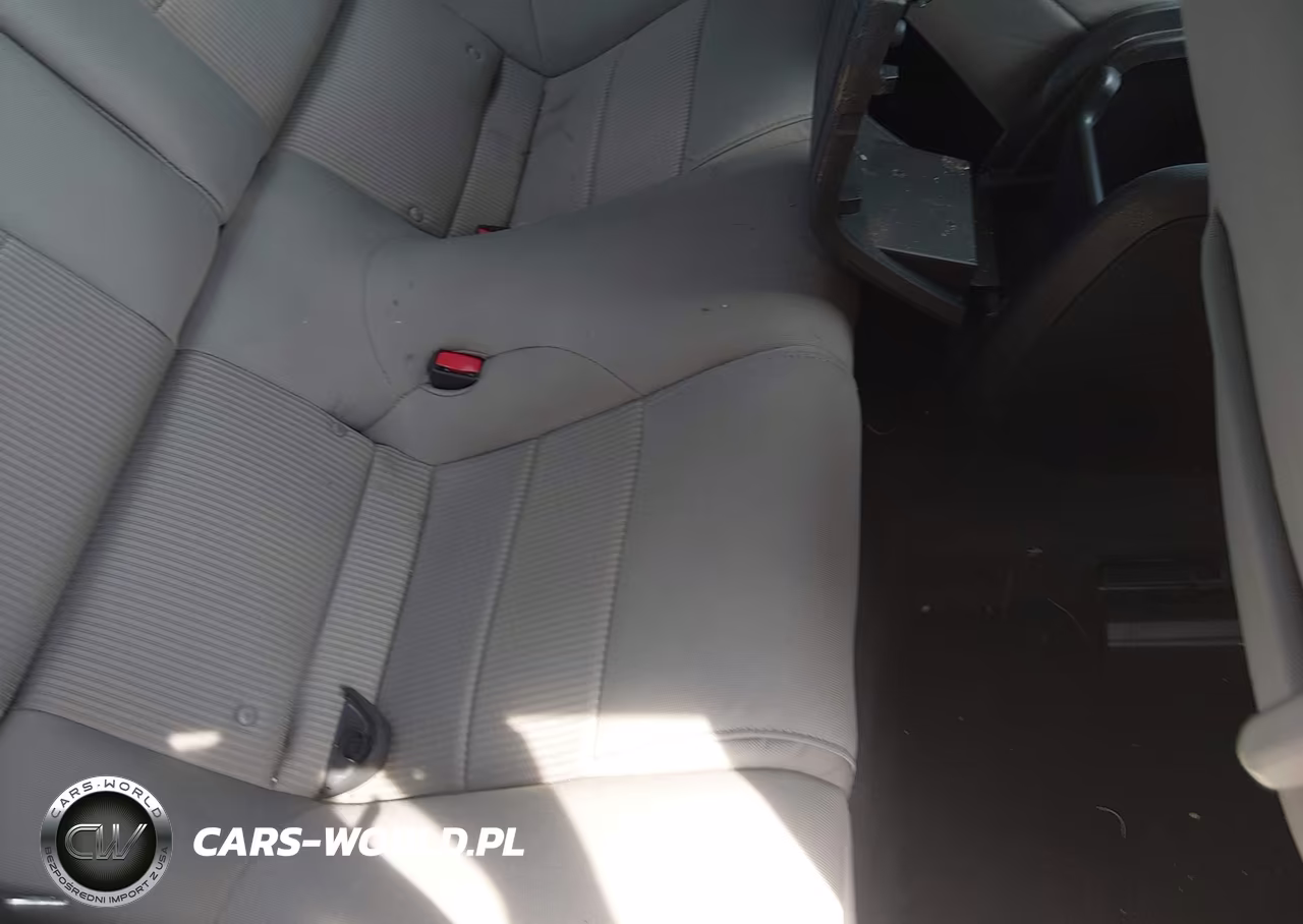 2011 Ford Mustang V6 VIN:1ZVBP8AM1B5136144 - 8