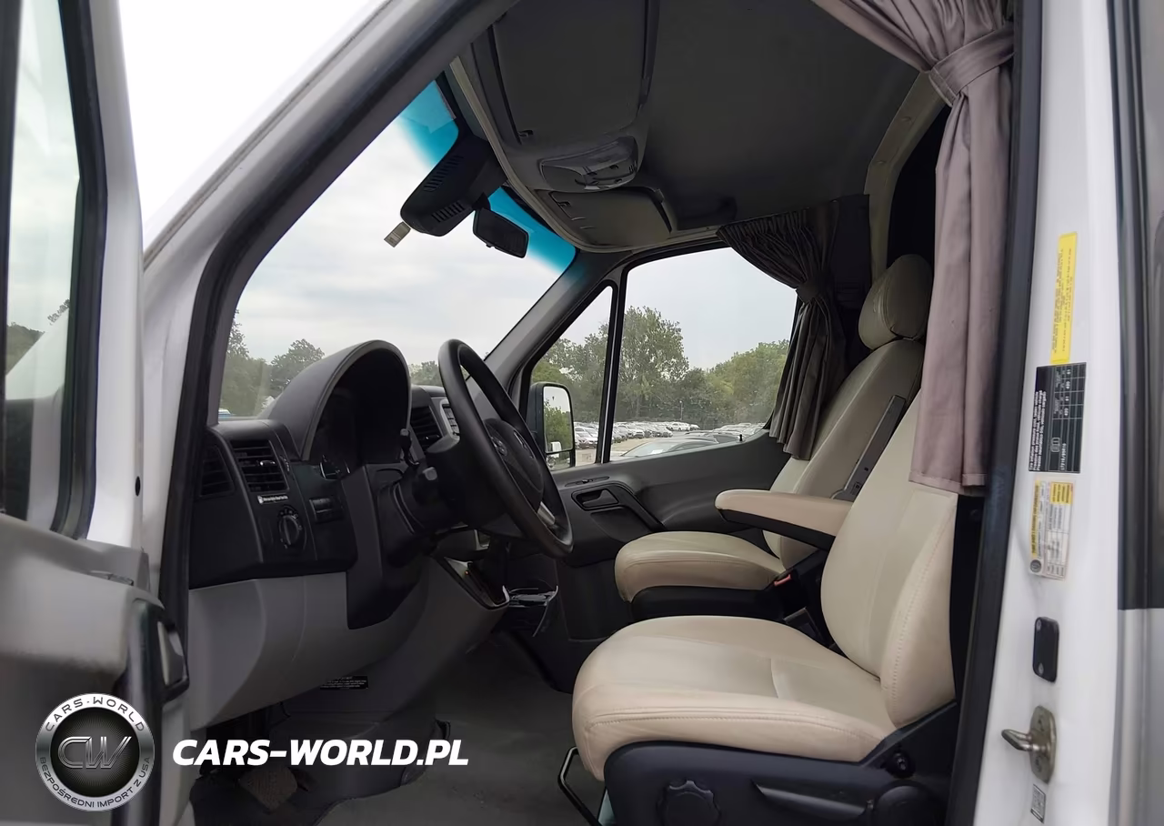 2017 Leisure Sprinter VIN:WDAPF4CC9G9682329 - 5