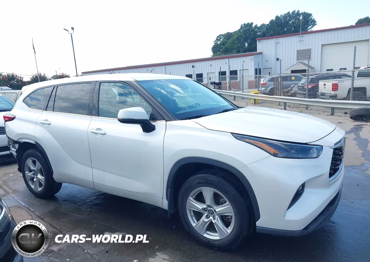 2022 Toyota Highlander Le VIN:5TDBZRBH0NS578609 - 14
