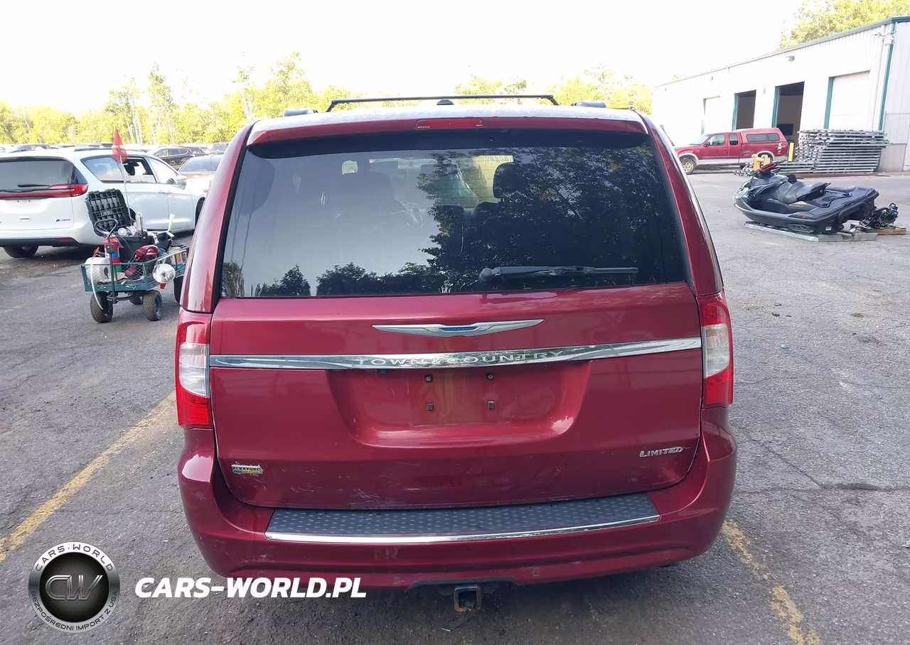 2015 Chrysler Town & Country Limited Platinum VIN:2C4RC1GG9FR711251 - 16
