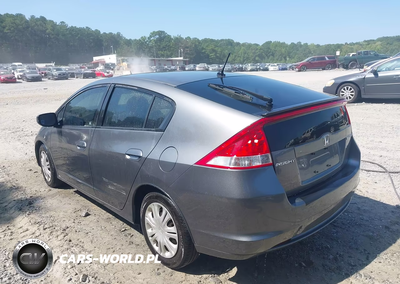 2011 Honda Insight VIN:JHMZE2H38BS001695 - 3
