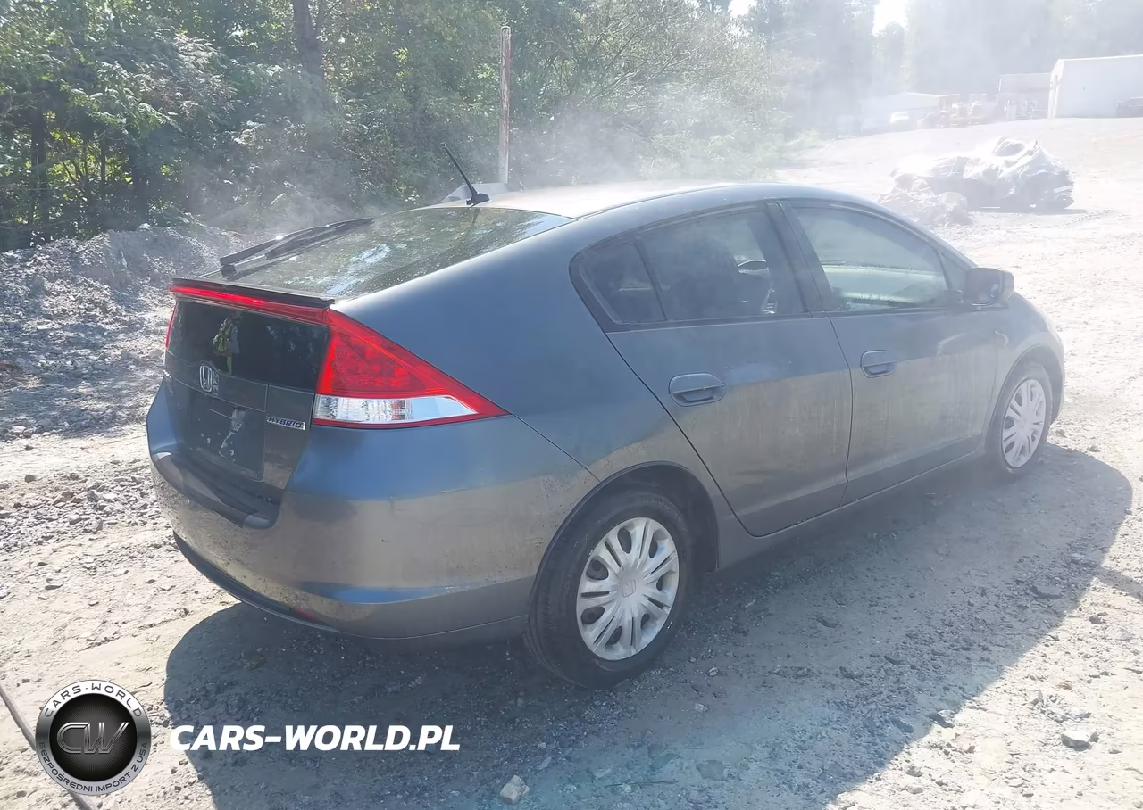 2011 Honda Insight VIN:JHMZE2H38BS001695 - 4