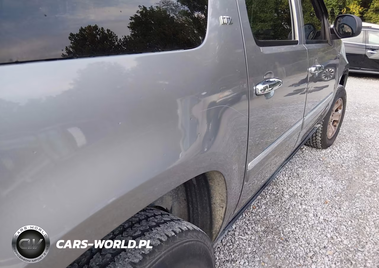 2009 Chevrolet Suburban 1500 Ltz VIN:1GNFK36379R196008 - 17