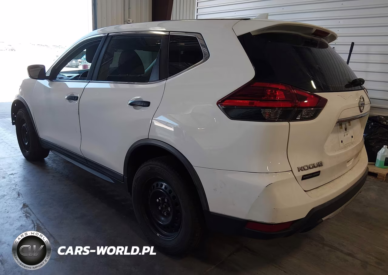 2017 Nissan Rogue S VIN:KNMAT2MV5HP561729 - 3