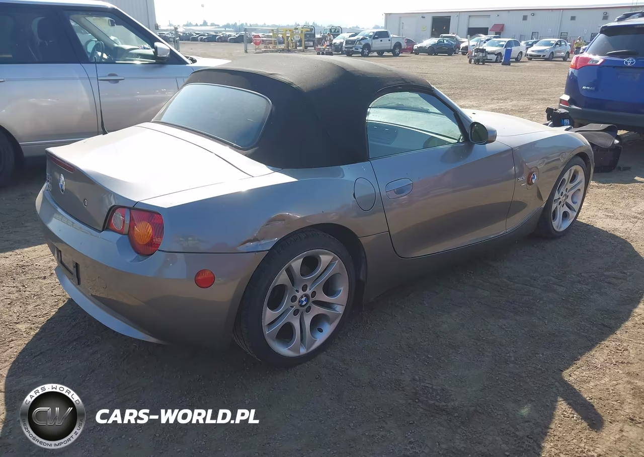 2003 BMW Z4 3.0I VIN:4USBT53413LU00349 - 4
