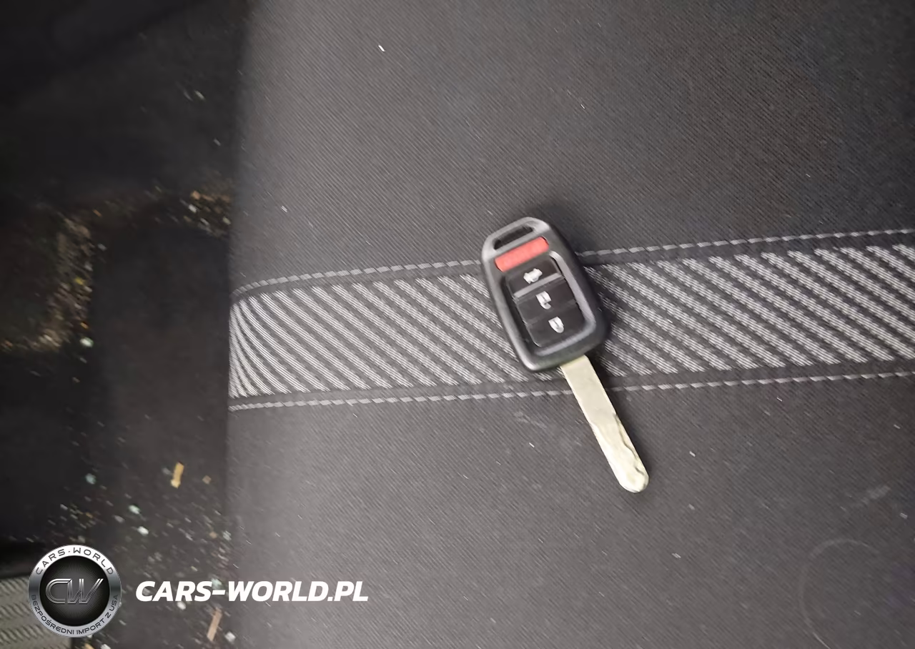 2018 Honda Civic Lx VIN:2HGFC2F51JH582060 - 11