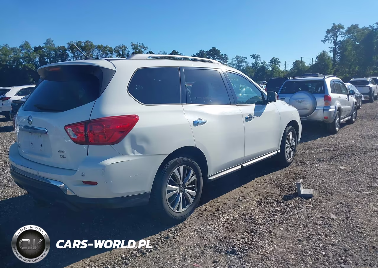 2018 Nissan Pathfinder Sl VIN:5N1DR2MM7JC642713 - 4
