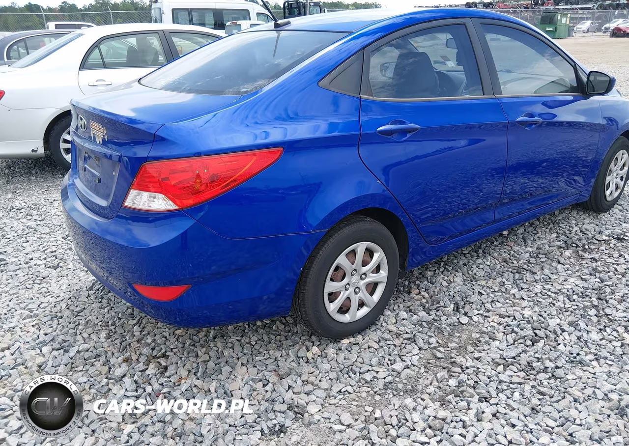 2014 Hyundai Accent Gls VIN:KMHCT4AE9EU669787 - 4