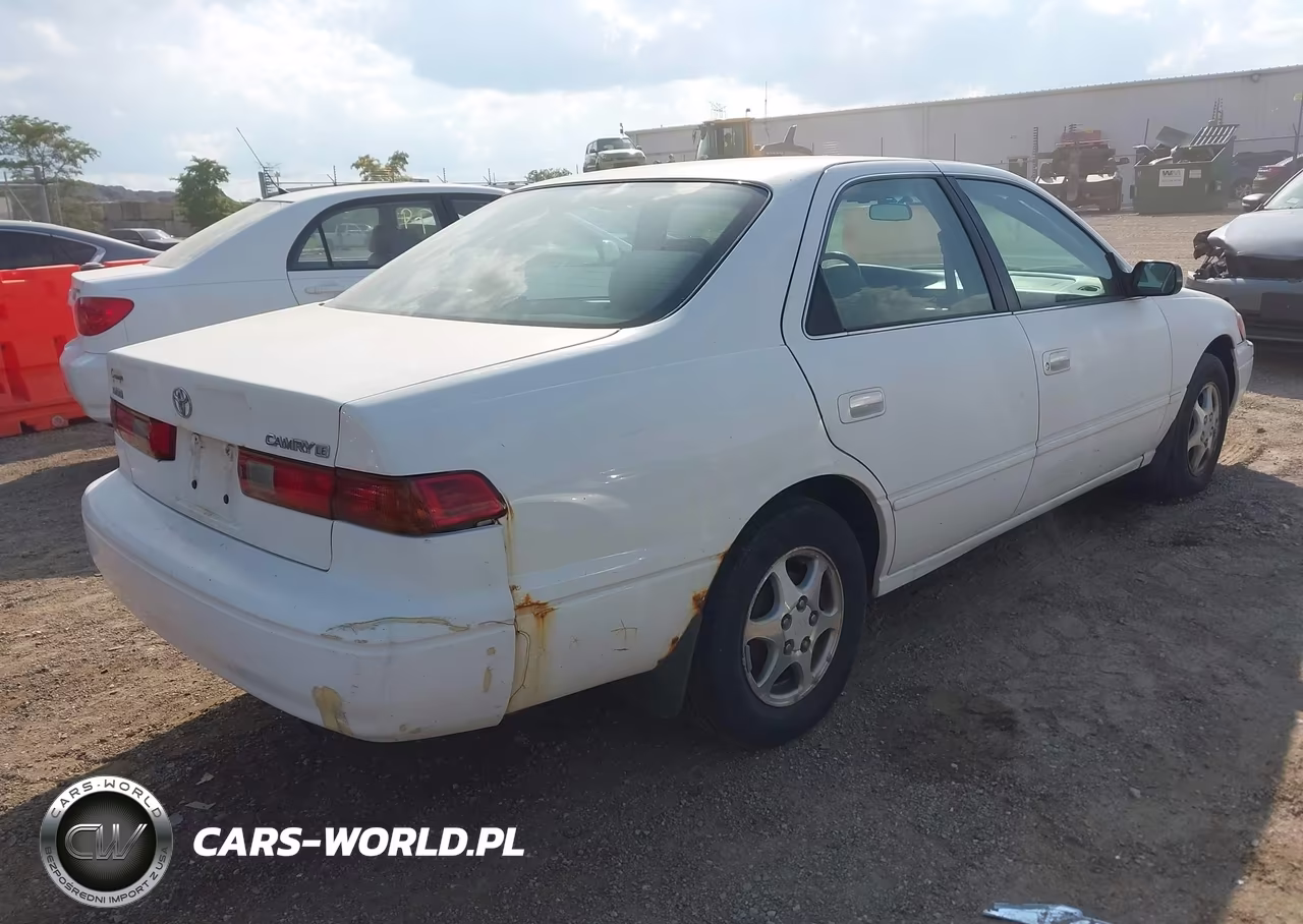 1998 Toyota Camry Le VIN:4T1BG22K8WU859302 - 4