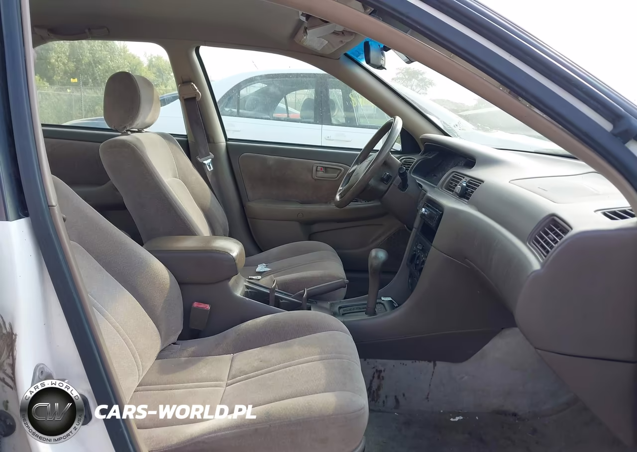 1998 Toyota Camry Le VIN:4T1BG22K8WU859302 - 5