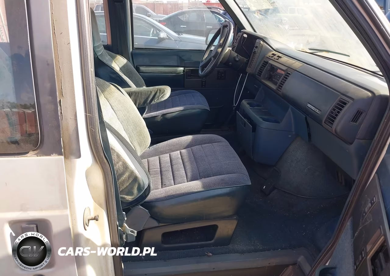 1991 Chevrolet Hu Van VIN:1GNDM15Z1MB122418 - 5