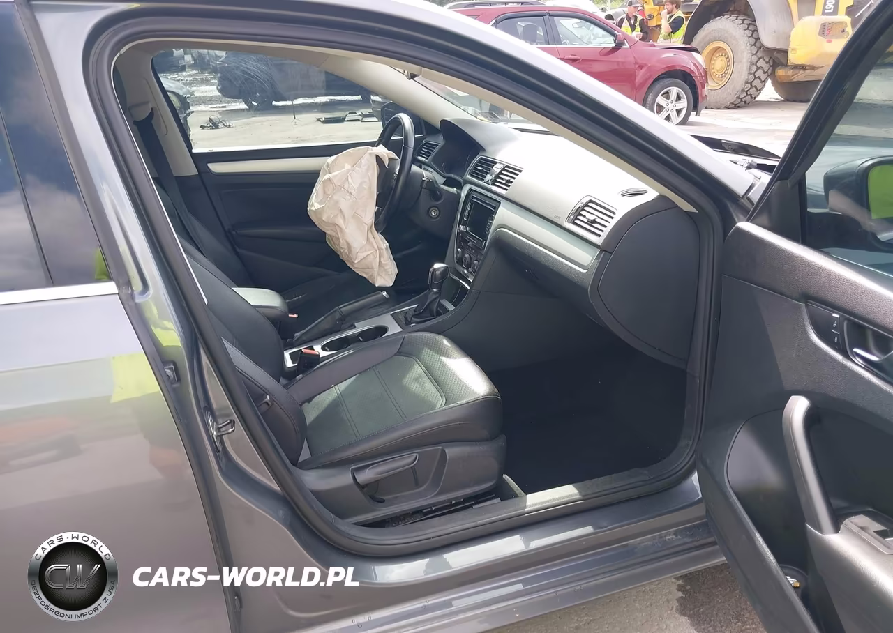 2013 Volkswagen Passat 2.0L Tdi Se VIN:1VWBN7A35DC068436 - 5