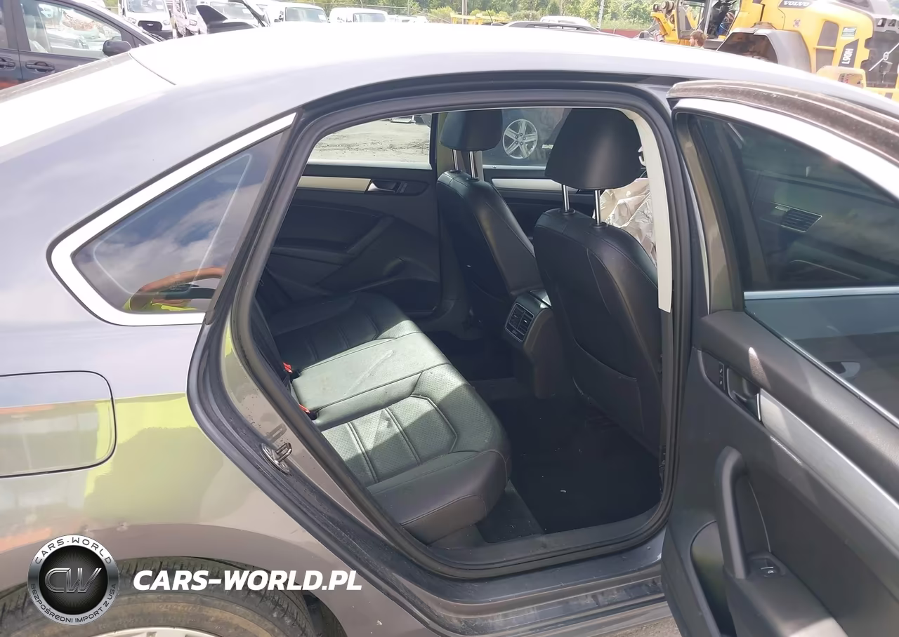 2013 Volkswagen Passat 2.0L Tdi Se VIN:1VWBN7A35DC068436 - 8