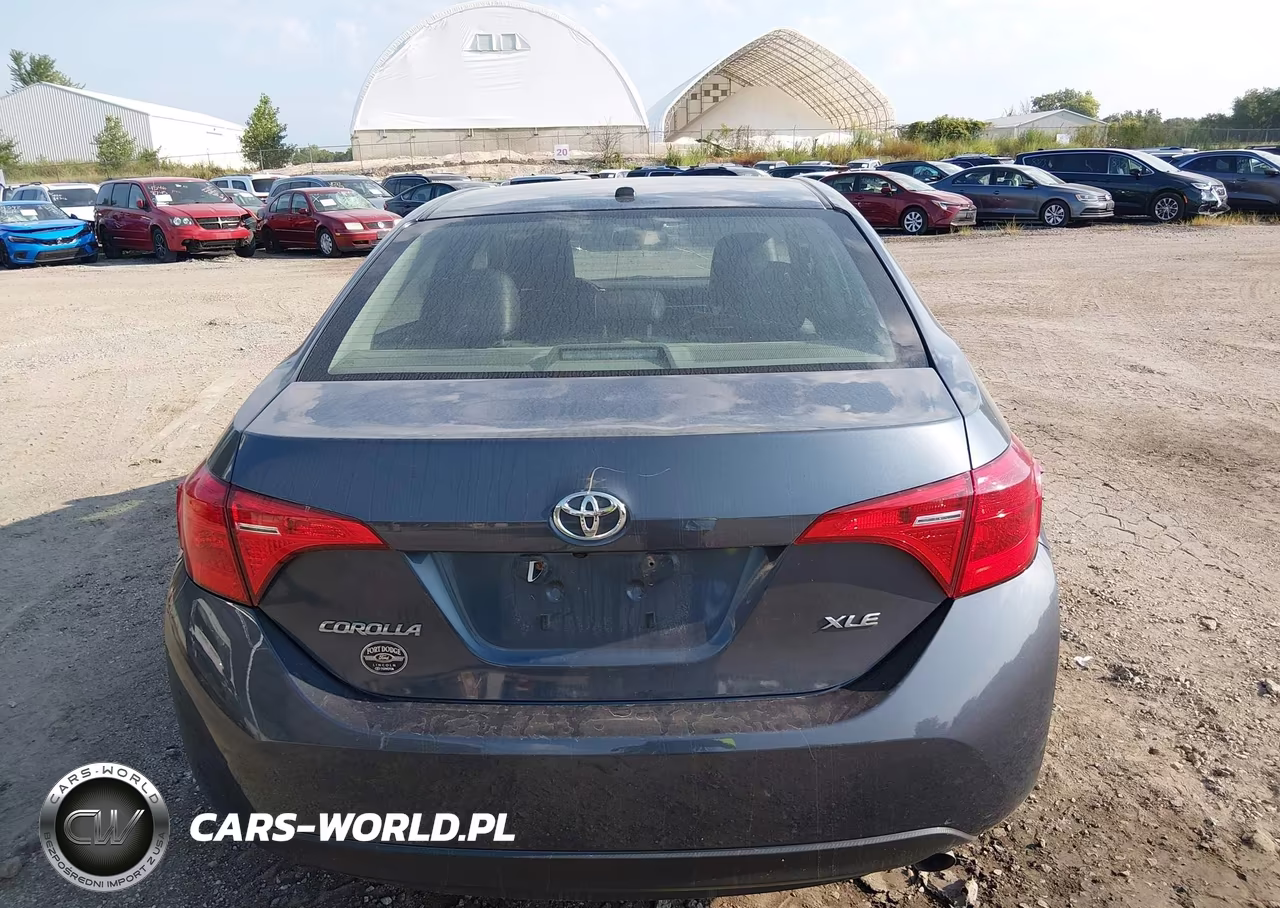 2018 Toyota Corolla Xle VIN:5YFBURHE2JP787073 - 16