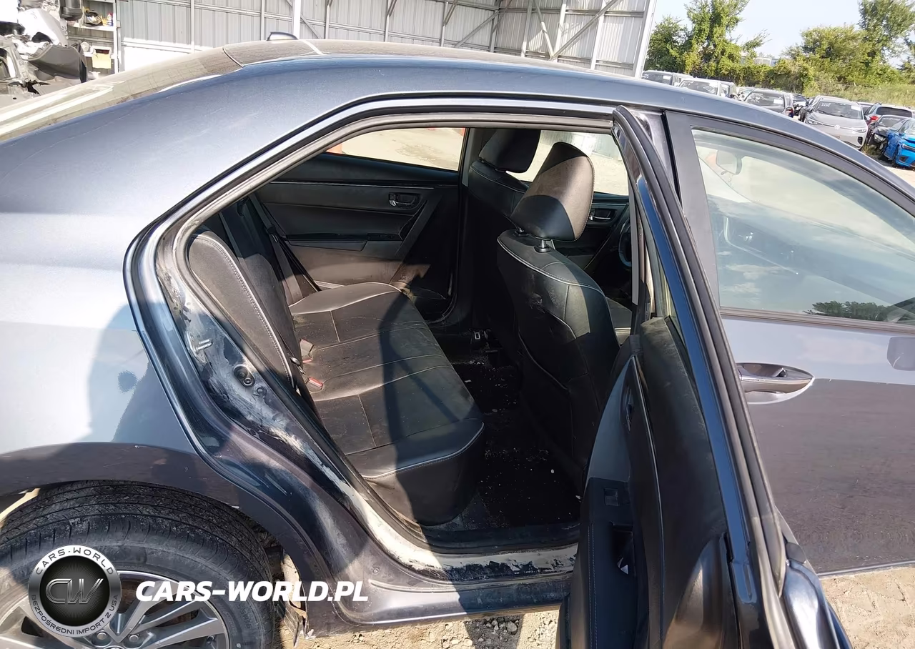 2018 Toyota Corolla Xle VIN:5YFBURHE2JP787073 - 8
