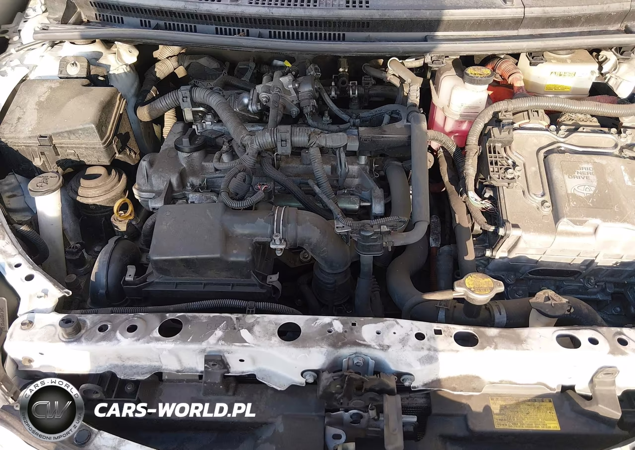 2012 Toyota Prius C Two VIN:JTDKDTB3XC1509422 - 10