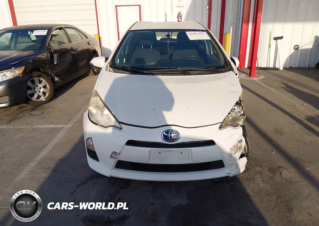 2012 Toyota Prius C Two VIN:JTDKDTB3XC1509422 - 12