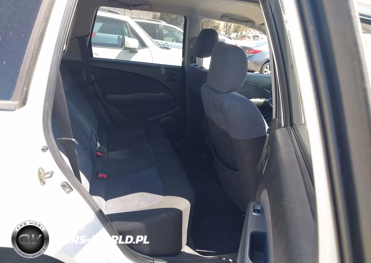 2004 Mitsubishi Outlander Ls VIN:JA4LZ31F74U060115 - 8