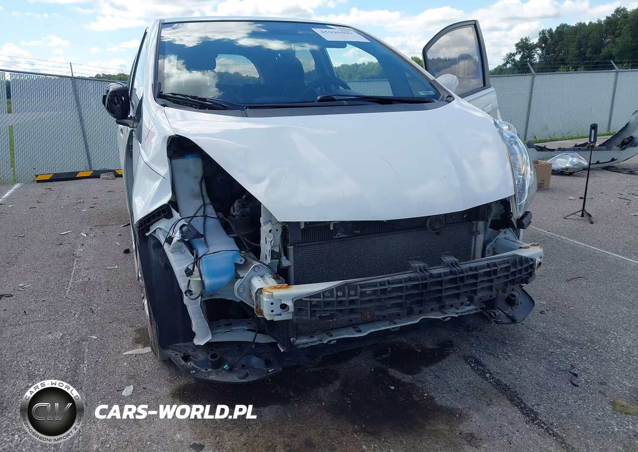 2010 Honda Fit Sport VIN:JHMGE8H45AC019244 - 6