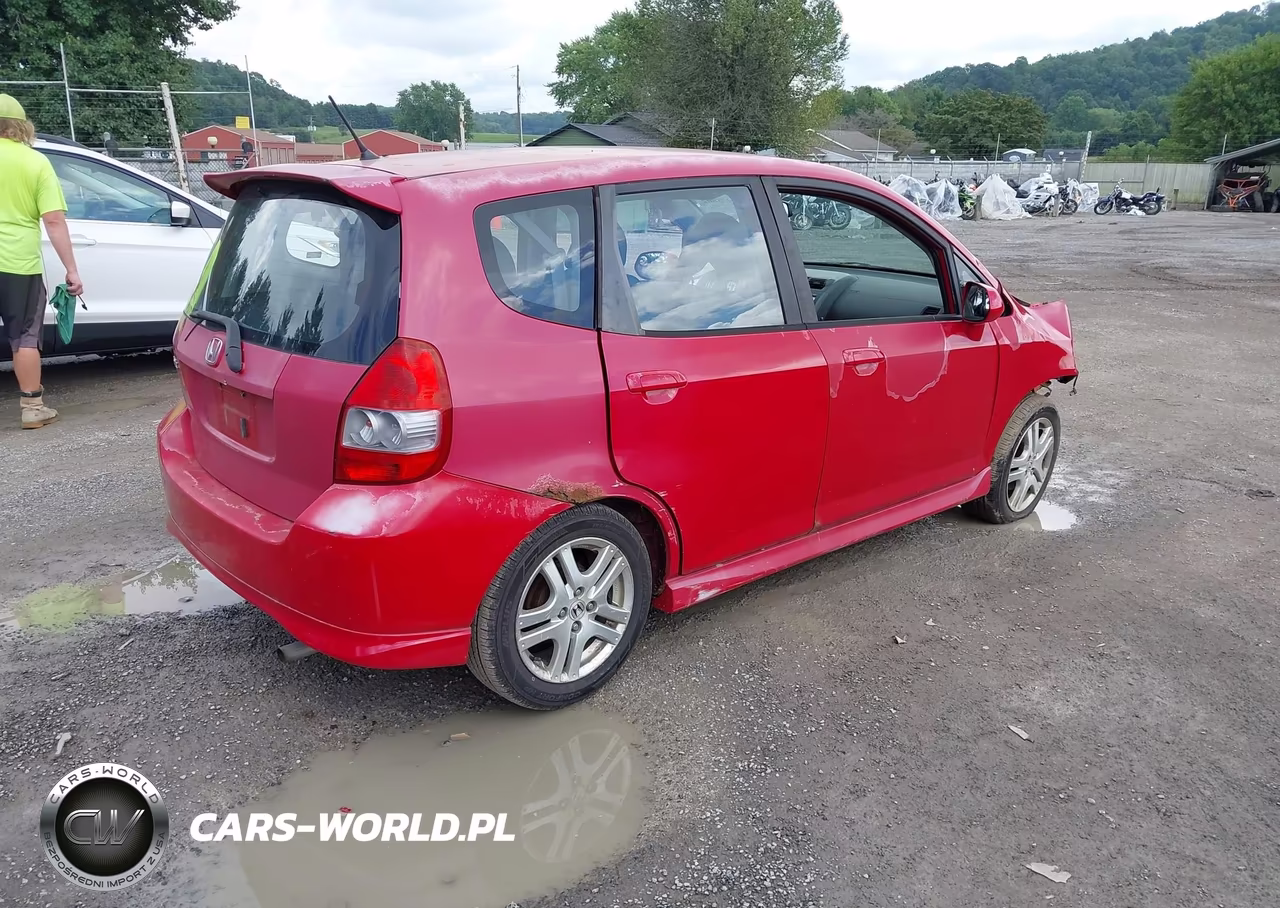 2007 Honda Fit Sport VIN:JHMGD38697S030298 - 4
