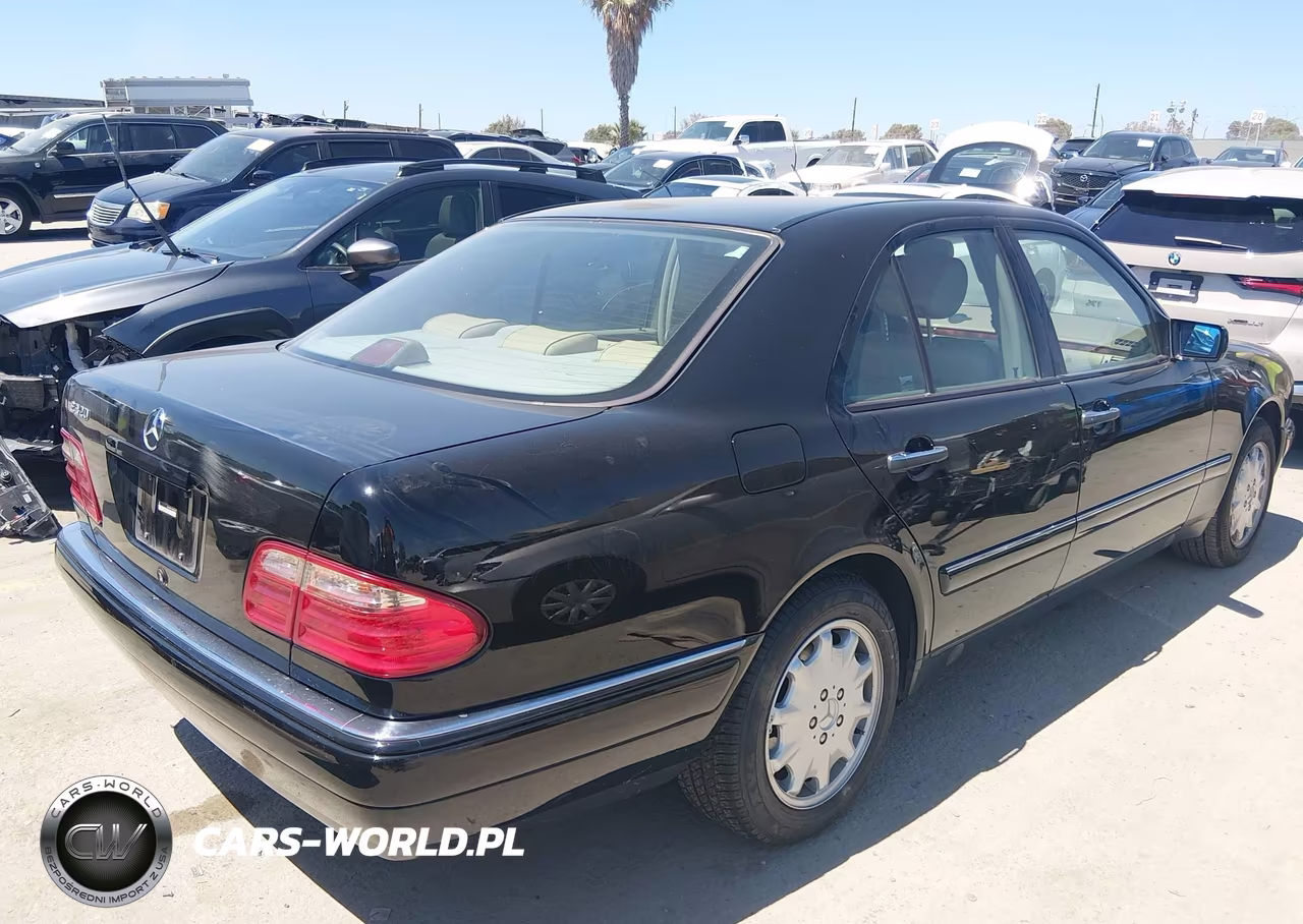 1998 Mercedes-Benz E 320 VIN:WDBJF65F2WA692346 - 4