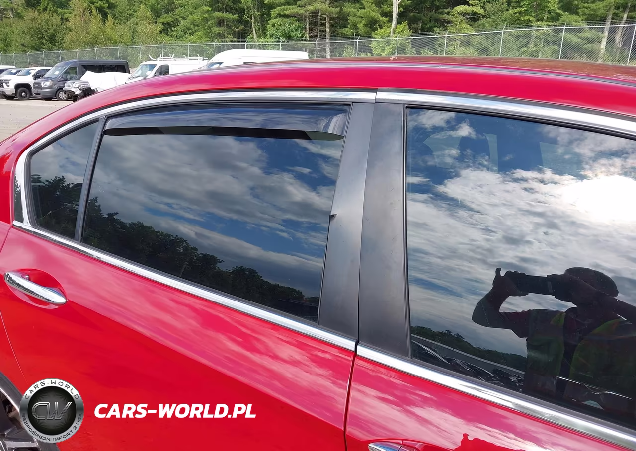 2016 Honda Accord Sport VIN:1HGCR2F5XGA029397 - 19