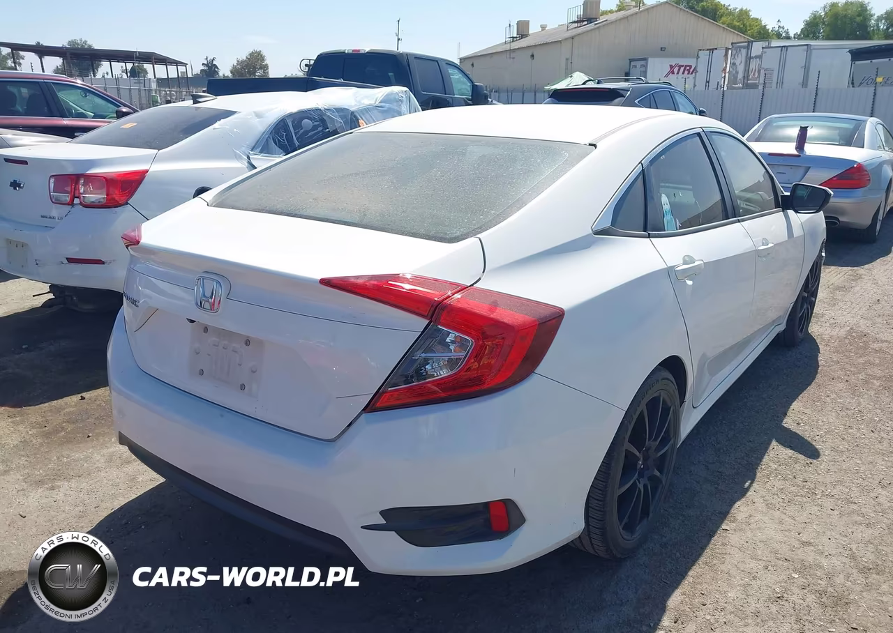 2018 Honda Civic Lx VIN:2HGFC2F57JH532926 - 4