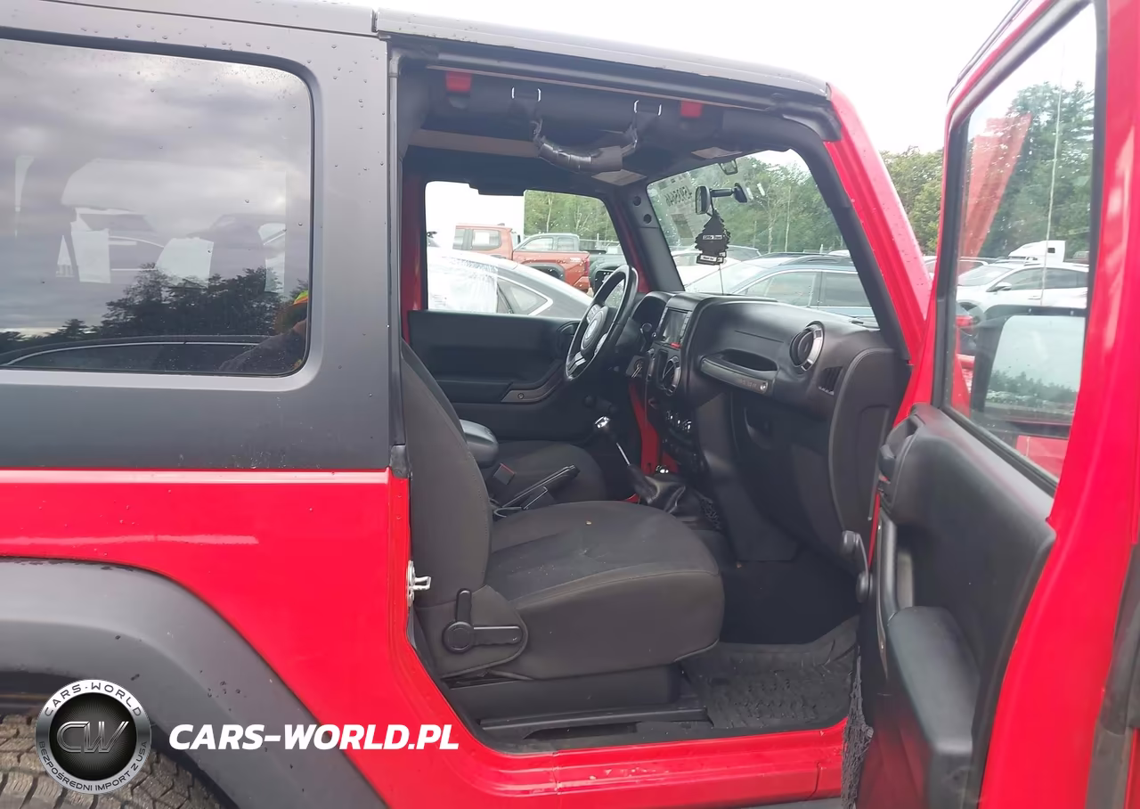 2016 Jeep Wrangler Willys Wheeler VIN:1C4AJWAG1GL302440 - 5