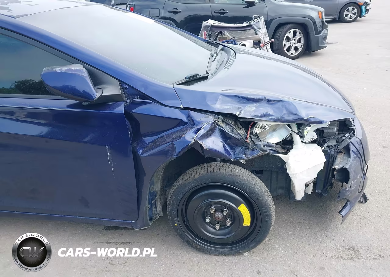 2012 Hyundai Elantra Gls VIN:5NPDH4AE1CH142294 - 13