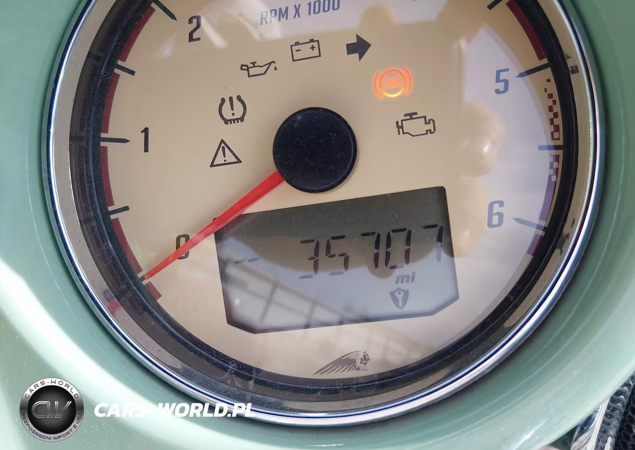 2017 Indian Motorcycle Co. Roadmaster VIN:56KTRAAA0H3349227 - 7
