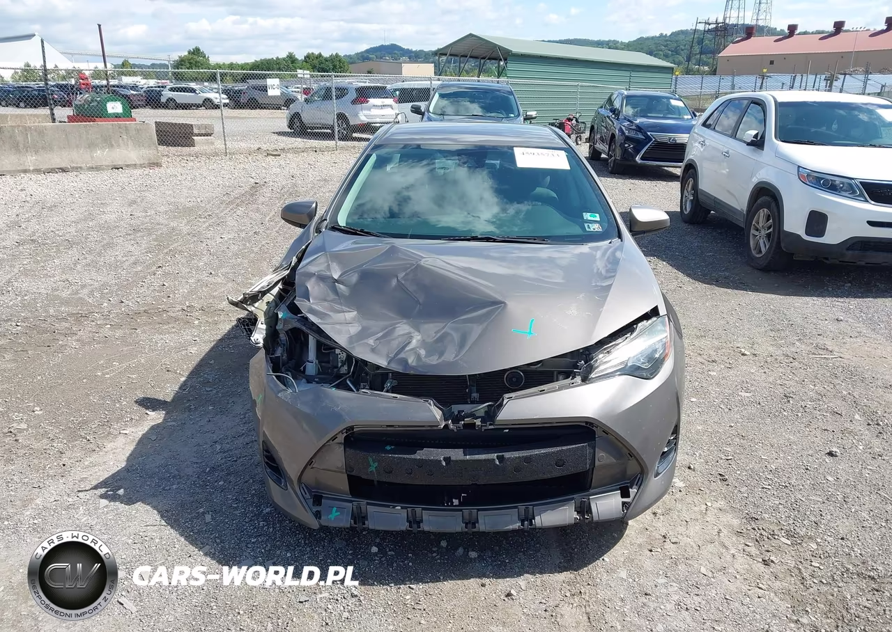 2017 Toyota Corolla Le VIN:2T1BURHE4HC804918 - 13