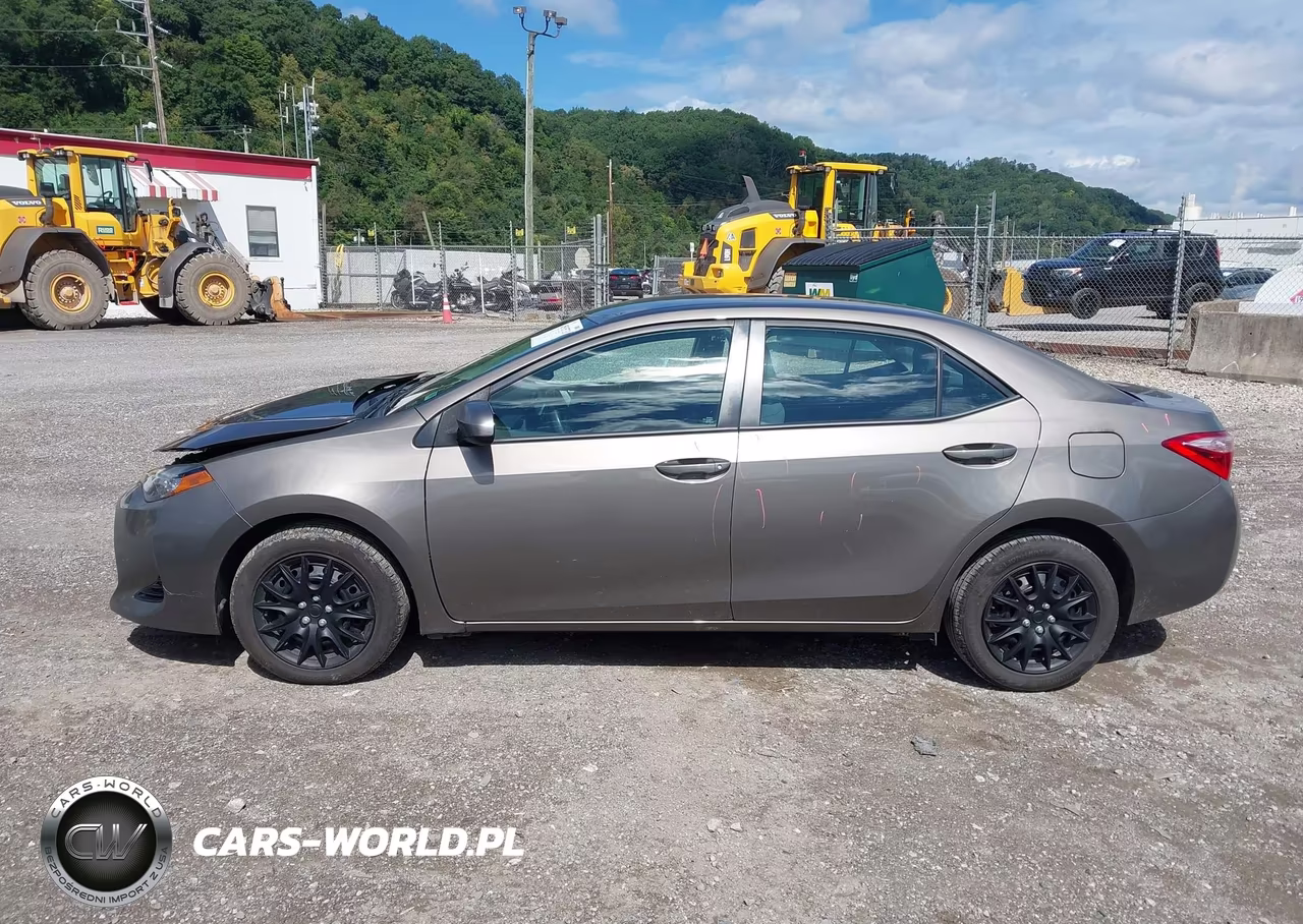 2017 Toyota Corolla Le VIN:2T1BURHE4HC804918 - 15