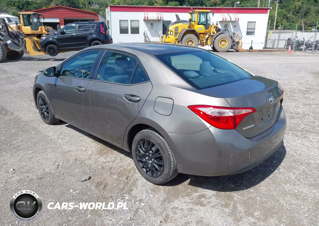 2017 Toyota Corolla Le VIN:2T1BURHE4HC804918 - 3