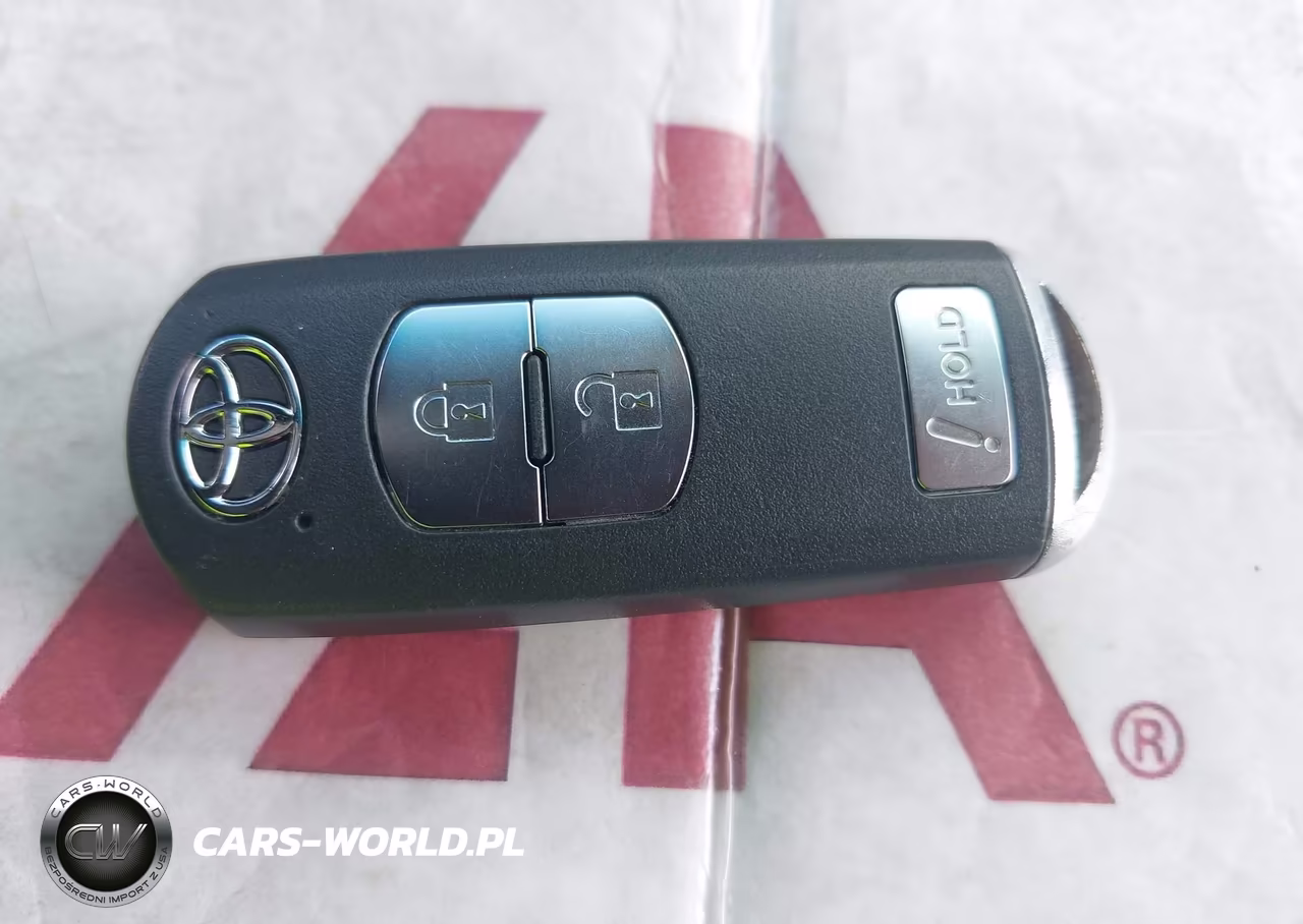 2020 Toyota Yaris Le VIN:3MYDLBJV5LY701885 - 11