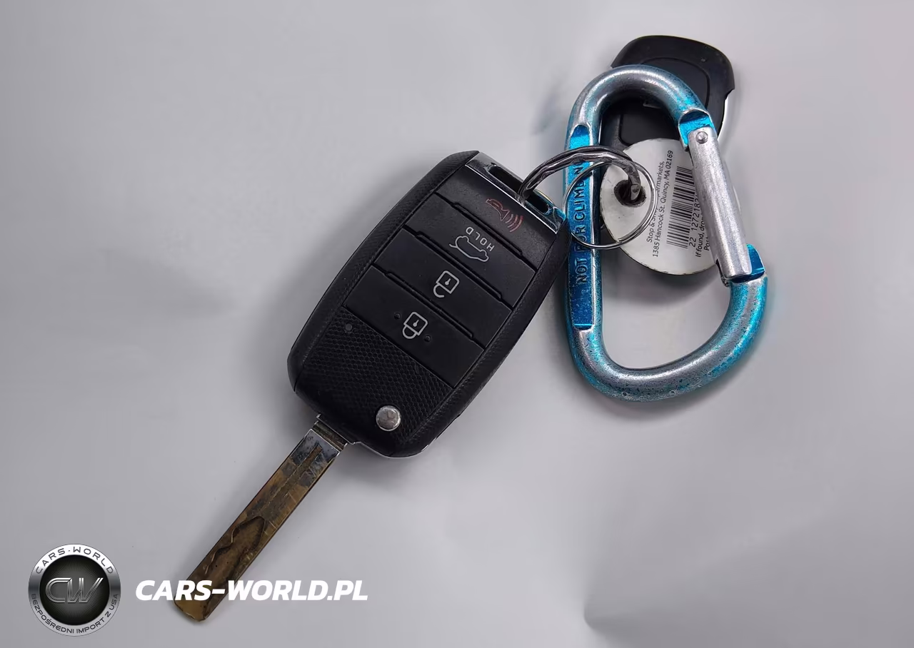 2015 Kia Soul + VIN:KNDJP3A57F7797777 - 11