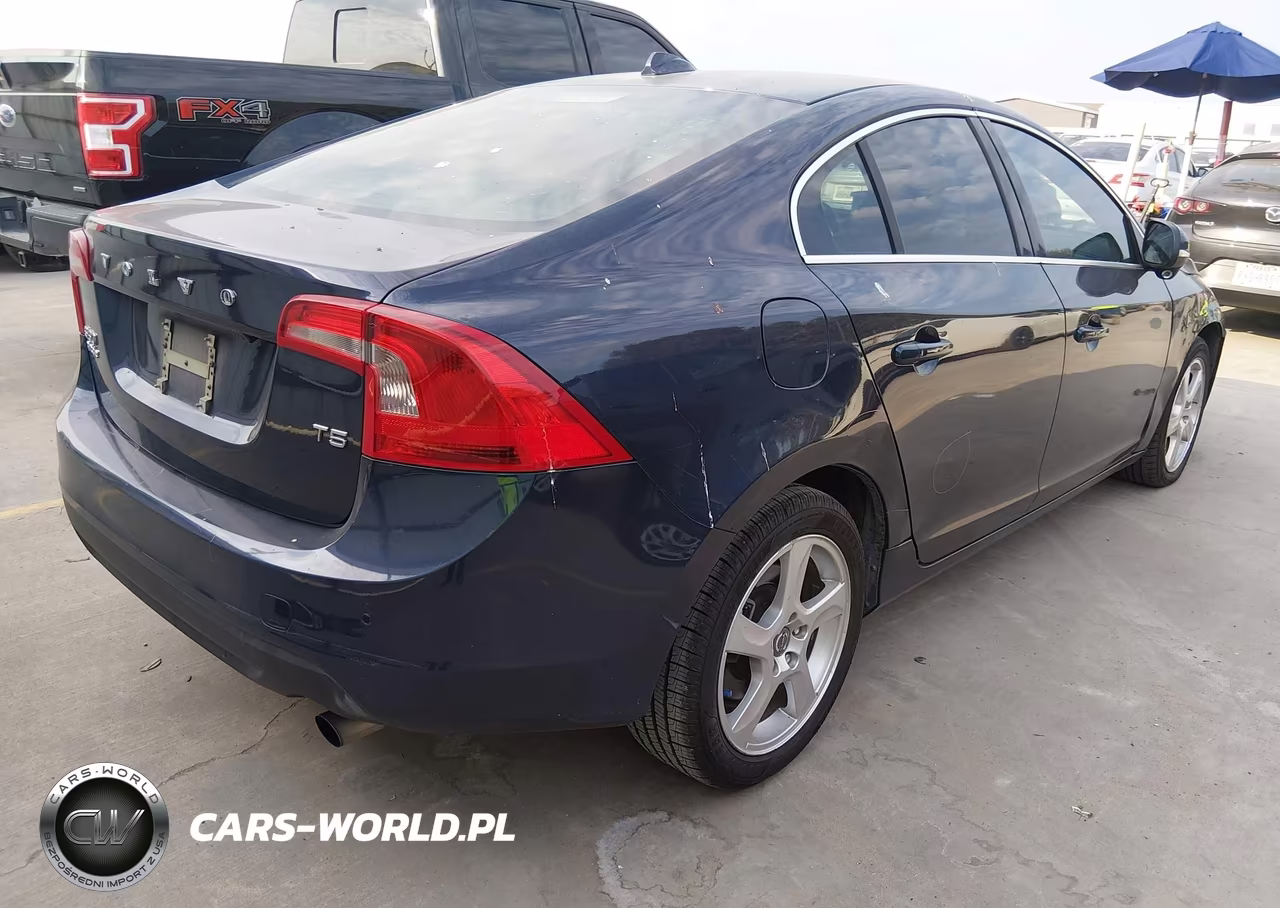 2012 Volvo S60 T5 VIN:YV1622FS1C2042219 - 4