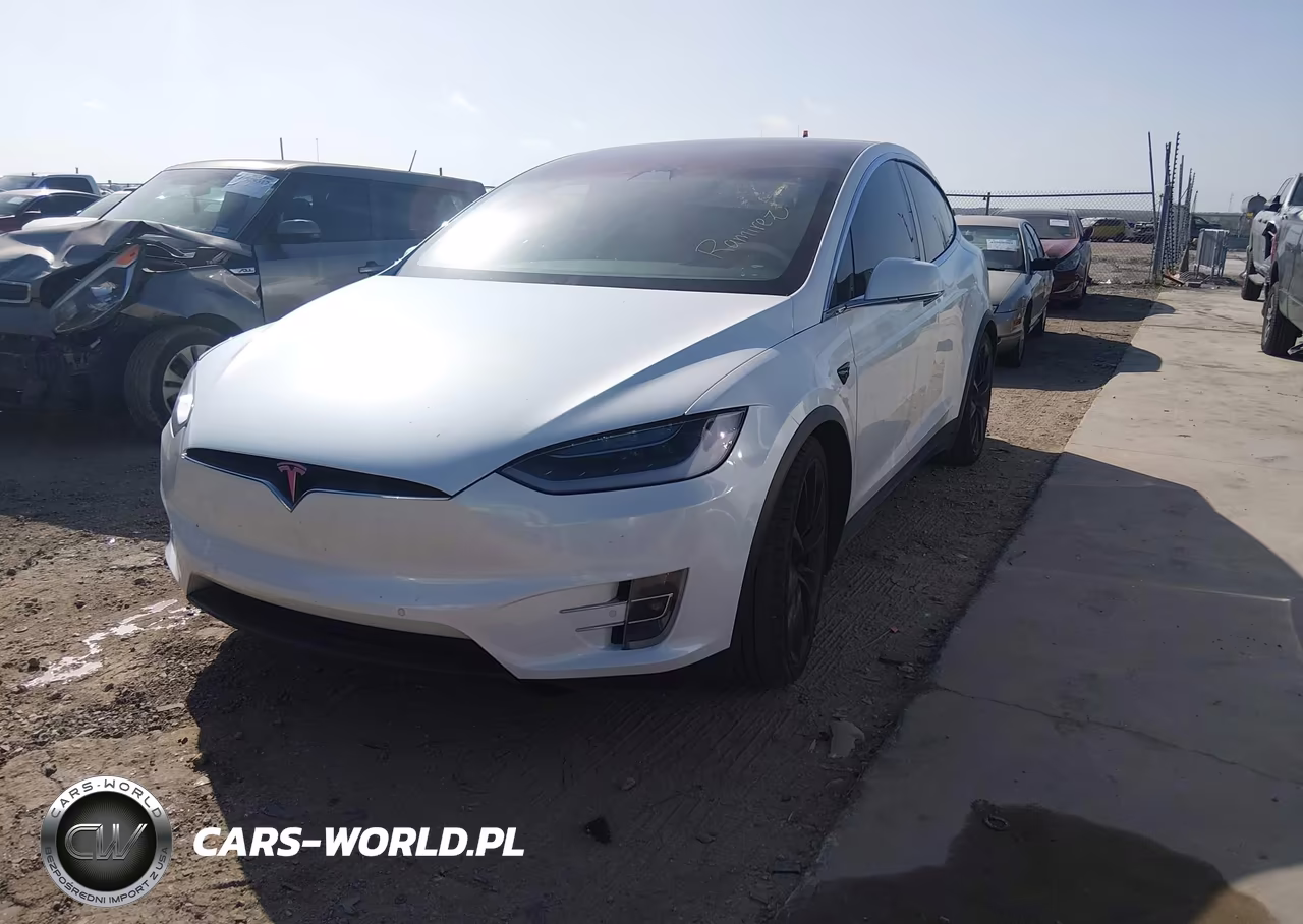 2018 Tesla Model X 100D-75D-P100D VIN:5YJXCBE20JF135526 - 2