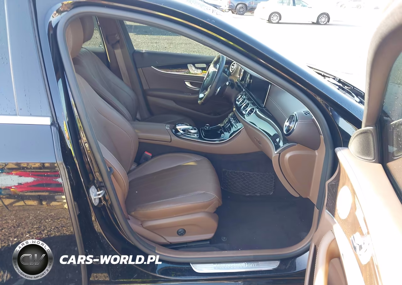 2018 Mercedes-Benz E 300 4Matic VIN:WDDZF4KBXJA440336 - 5