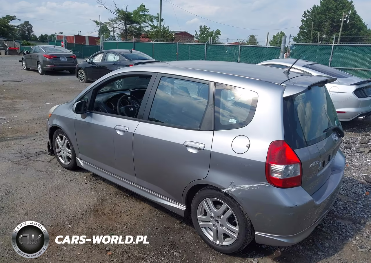 2008 Honda Fit Sport VIN:JHMGD38668S014531 - 3
