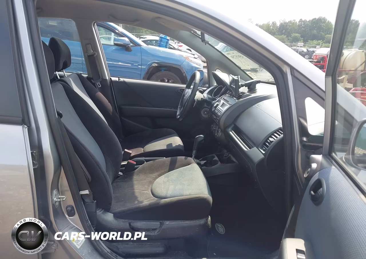 2008 Honda Fit Sport VIN:JHMGD38668S014531 - 5