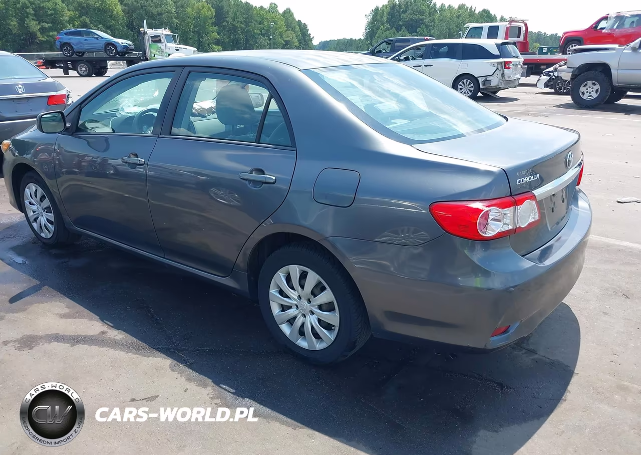 2012 Toyota Corolla Le VIN:2T1BU4EE2CC812158 - 3