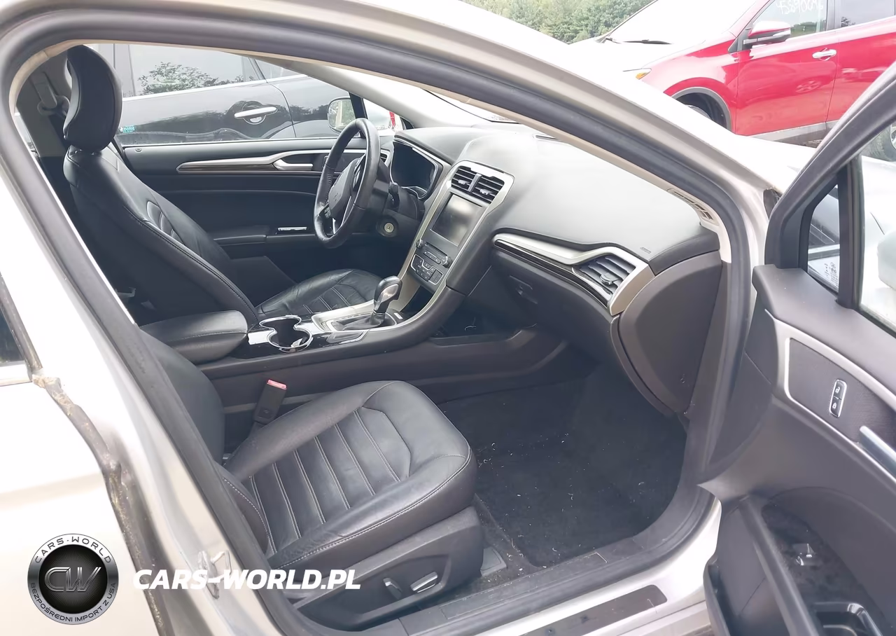 2016 Ford Fusion Se VIN:3FA6P0HD2GR373358 - 5