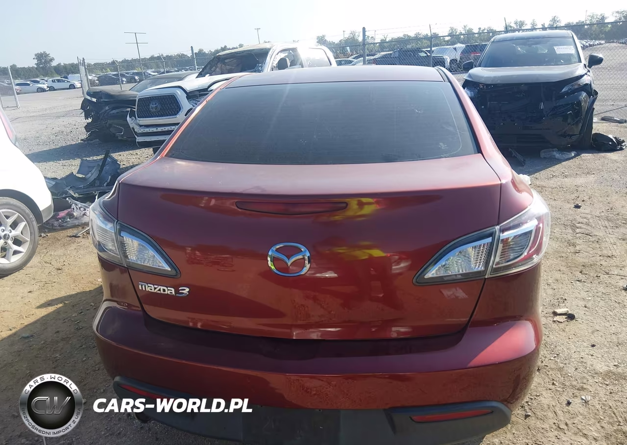 2011 Mazda Mazda3 I Touring VIN:JM1BL1VFXB1476725 - 17