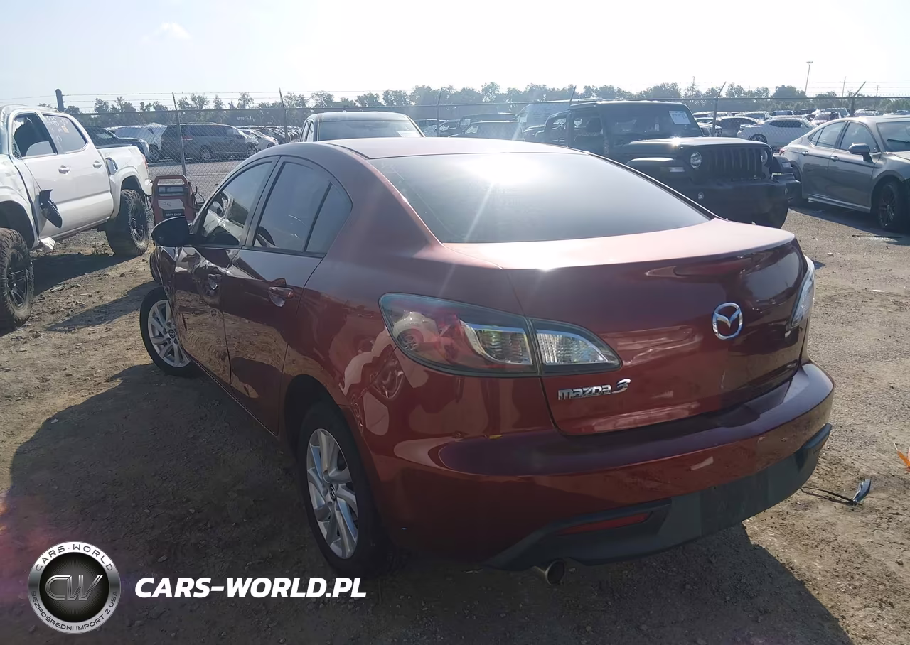 2011 Mazda Mazda3 I Touring VIN:JM1BL1VFXB1476725 - 3
